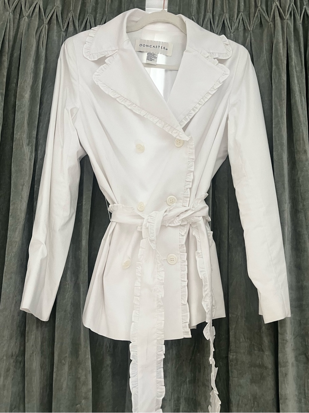 Doncaster White Trench Jacket / Coat Button / Belted Women  Size 12 ruffle trim